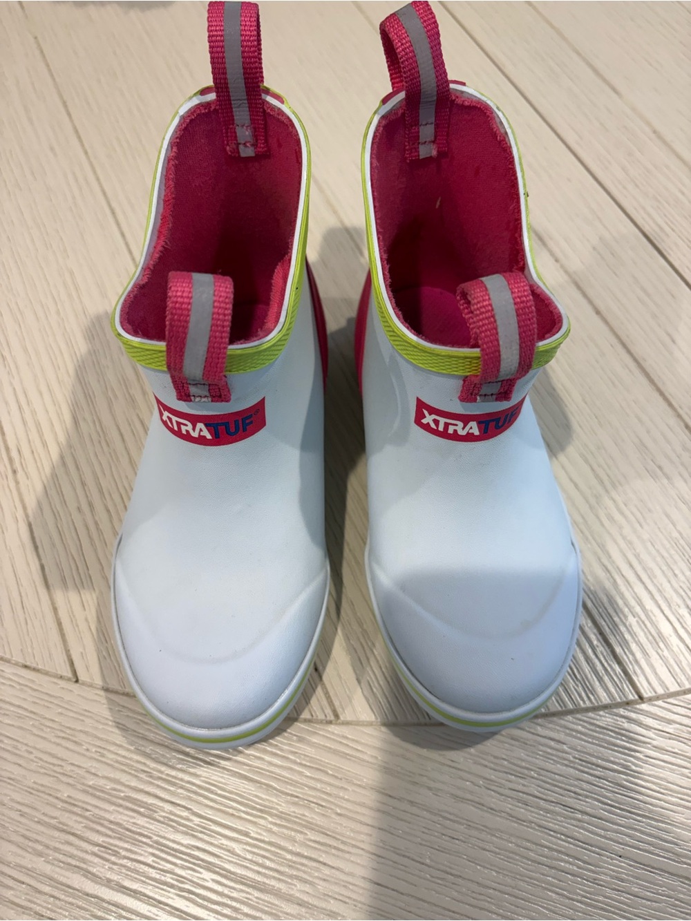 Xtratuf Kids White Rain Boots with Pink Trim